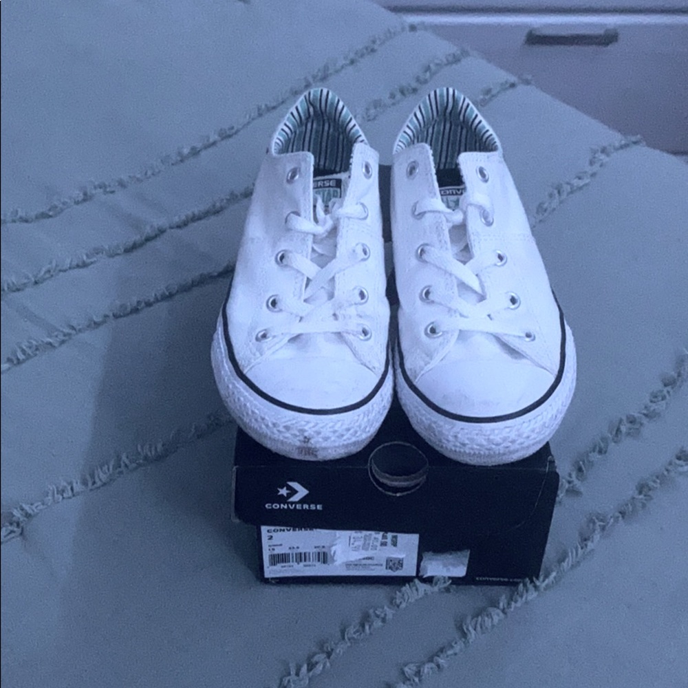 White low top converses